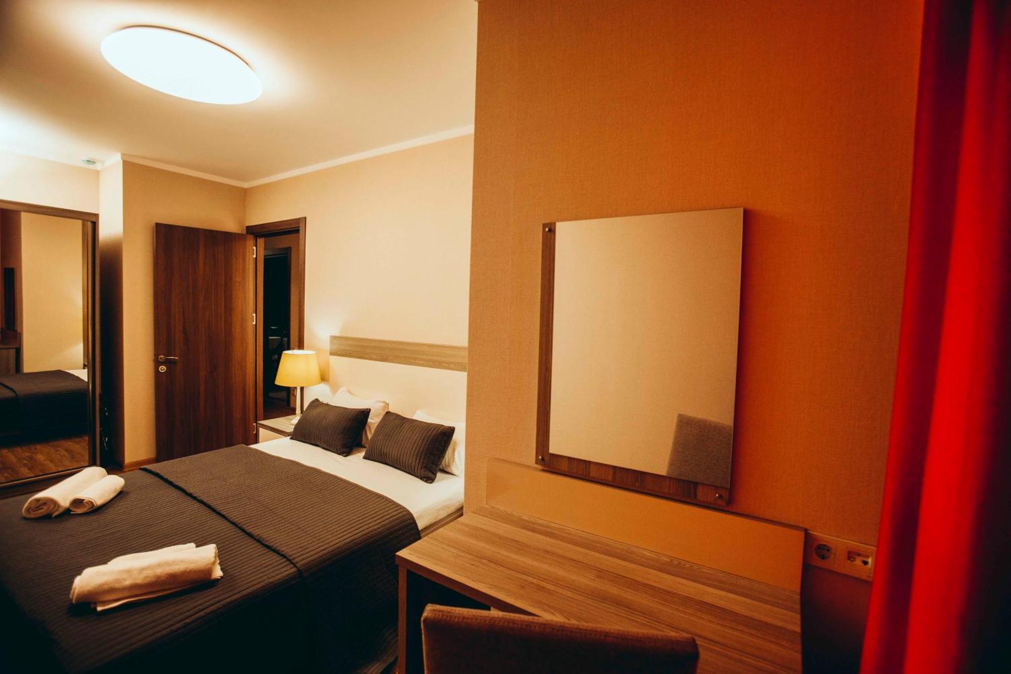 Holiday Lux Tower Batumi Camera foto